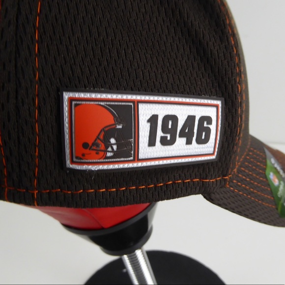 Cleveland Browns New Era 39 Thirty NFL 1946 Cap - Picture 6 of 6